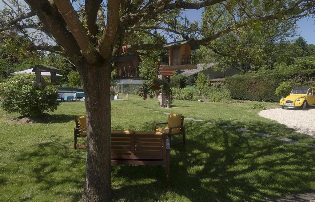 Le Logis Du Regisseur Panzió Charny-Oree-de-Puisaye Kültér fotó